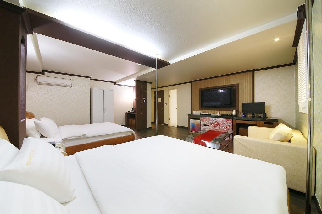 Hotel Diamond Suwon Exterior foto
